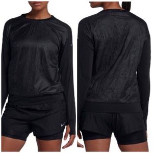 NIKE Running Division Water Repellent Packable Top